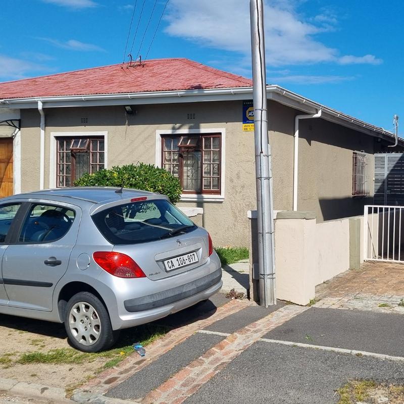 3 Bedroom Property for Sale in Kensington Western Cape